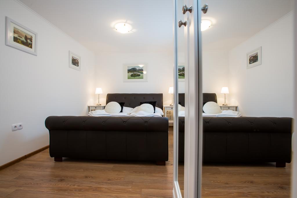 Apartments Grom Bled Exteriör bild